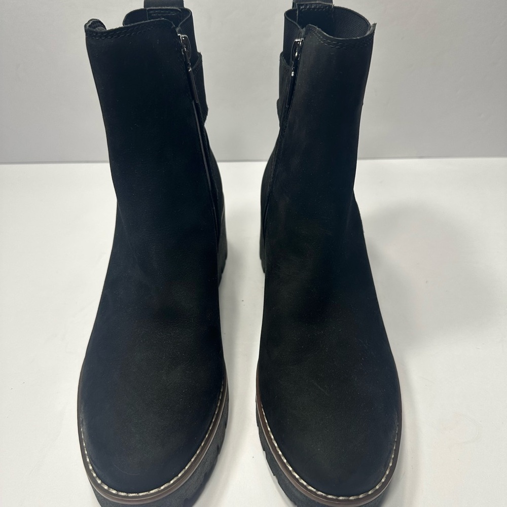 BLONDO Black Ankle Boots size 8 brand new with out tags